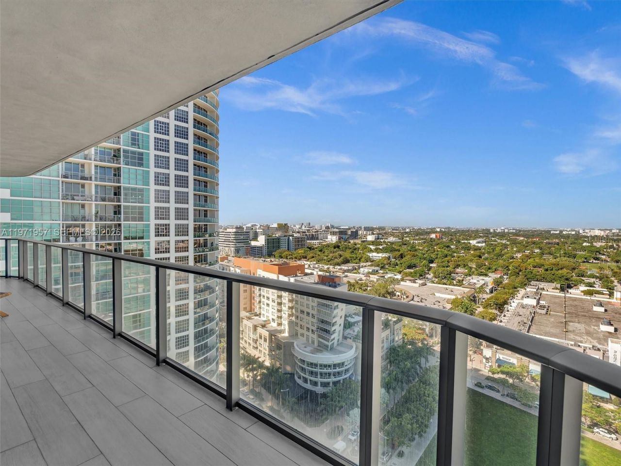 121 NE 34th St, Unit 2016, Miami, FL 33137 Photo