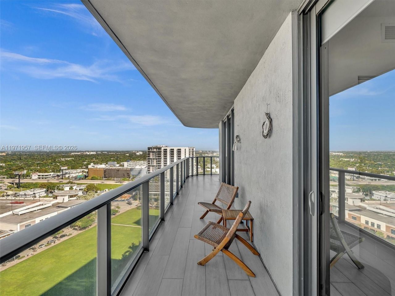 121 NE 34th St, Unit 2016, Miami, FL 33137 Photo
