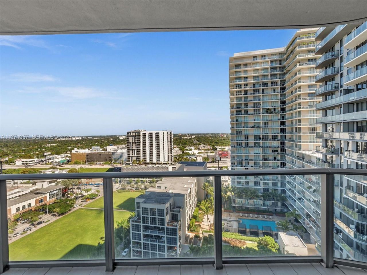121 NE 34th St, Unit 2016, Miami, FL 33137 Photo