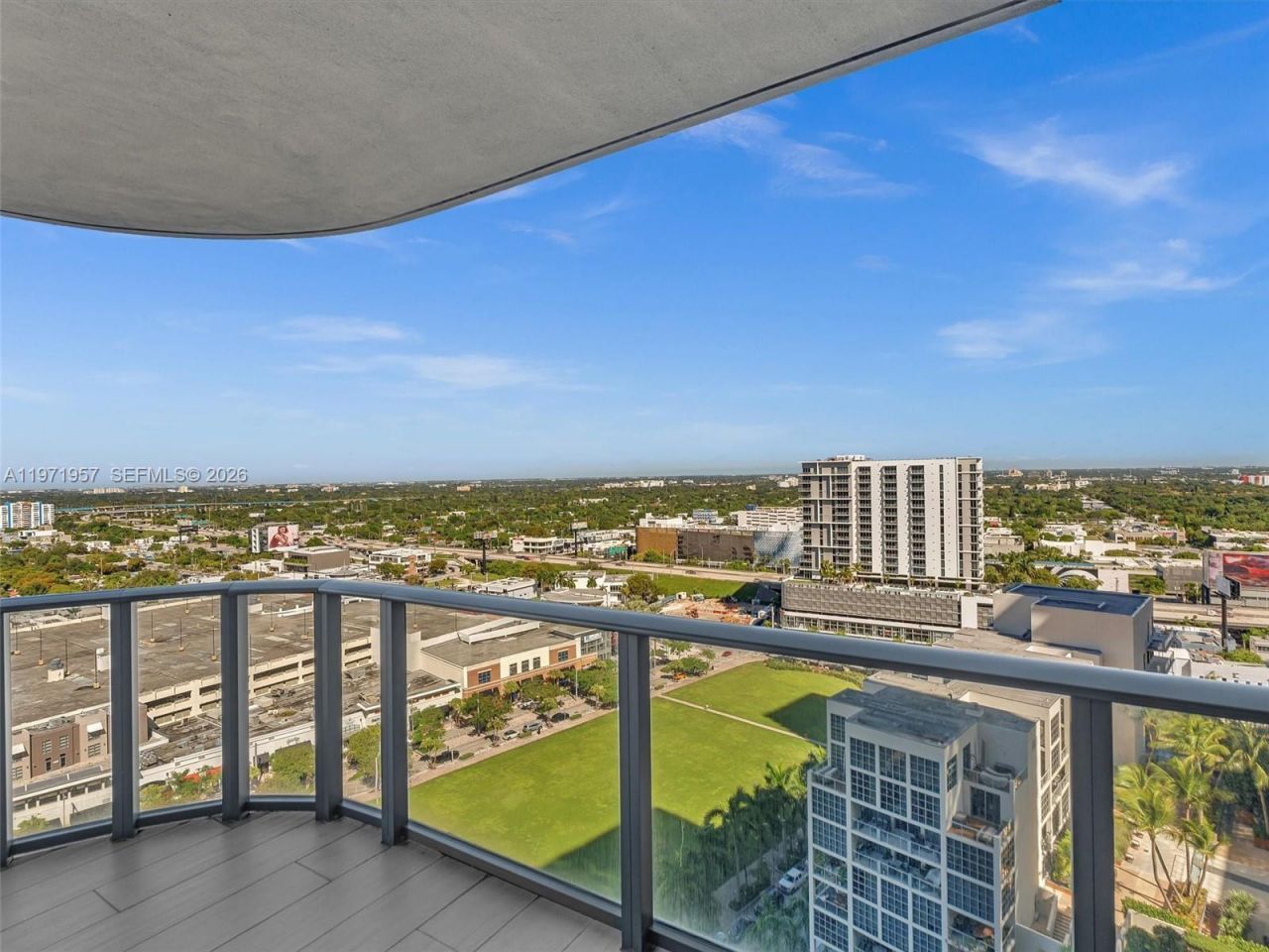 121 NE 34th St, Unit 2016, Miami, FL 33137 Photo