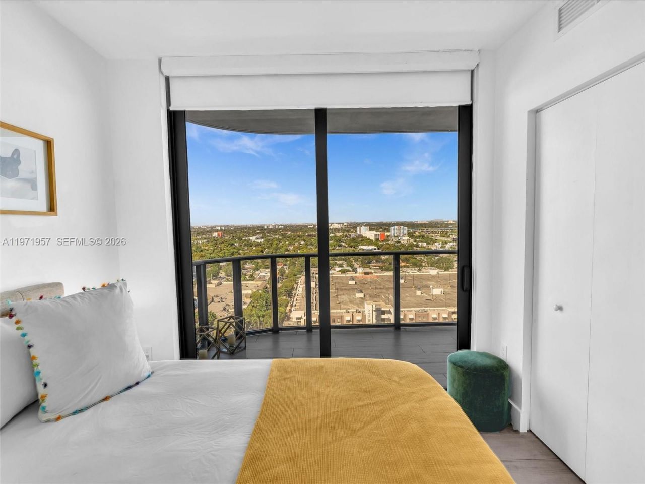 121 NE 34th St, Unit 2016, Miami, FL 33137 Photo