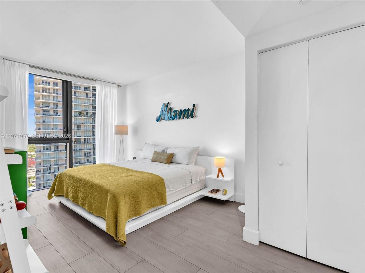 121 NE 34th St, Unit 2016, Miami, FL 33137 Photo