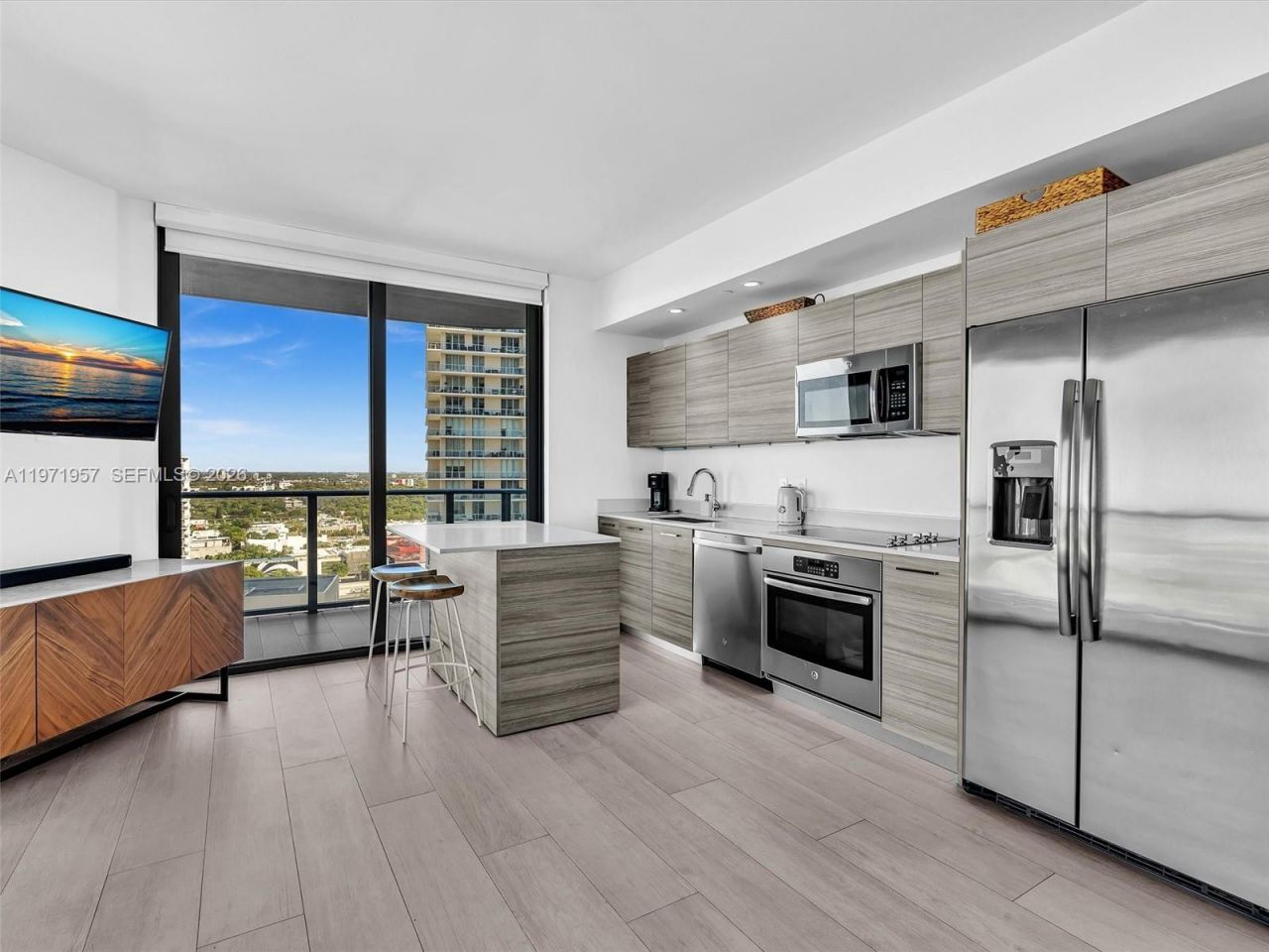 121 NE 34th St, Unit 2016, Miami, FL 33137 Photo
