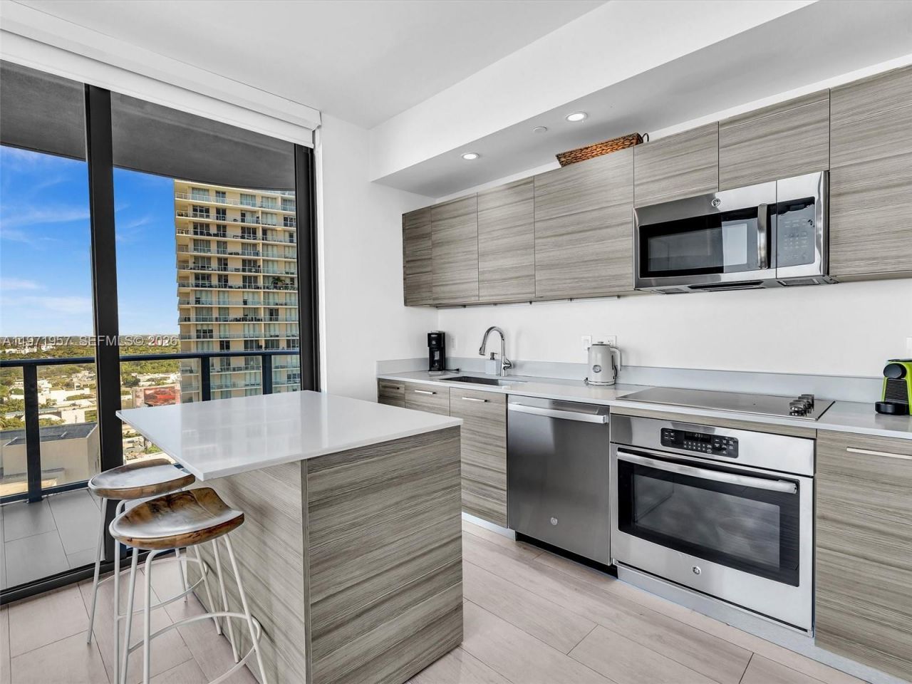 121 NE 34th St, Unit 2016, Miami, FL 33137 Photo