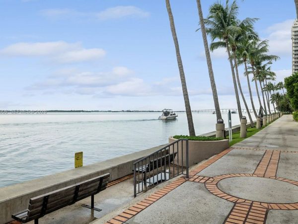 540 Brickell Key Dr, Unit 504, Miami, FL 33131