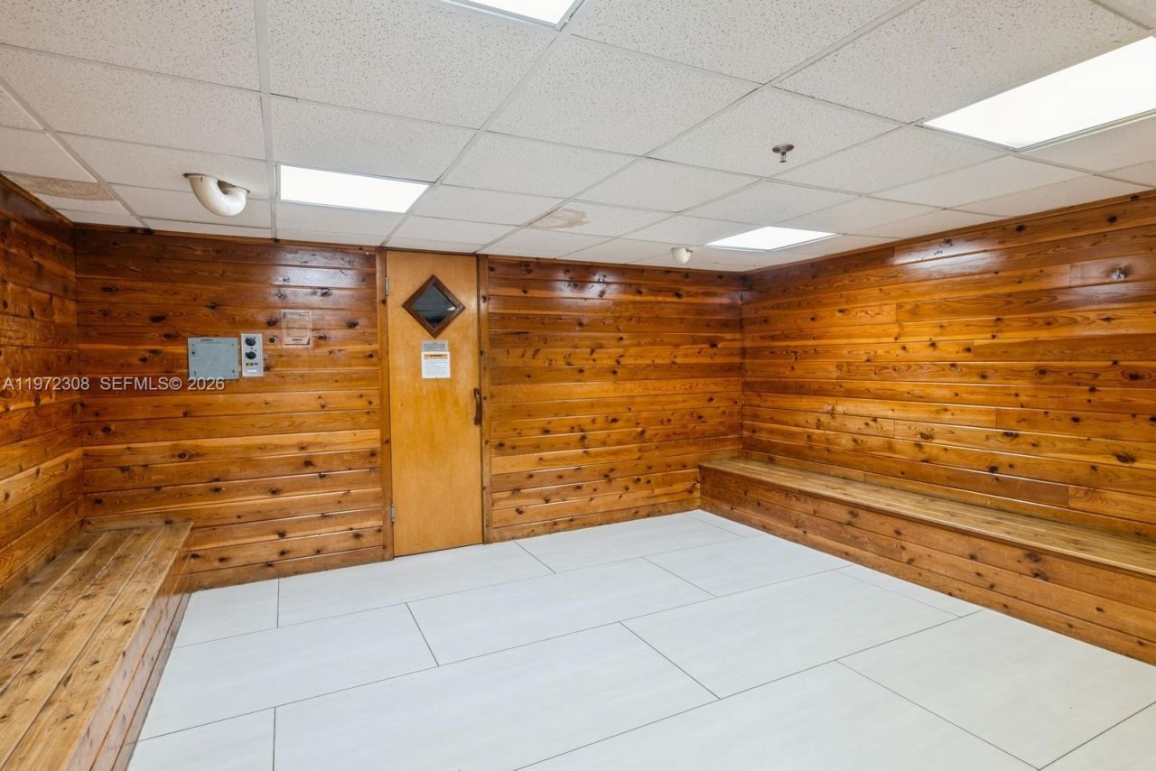 540 Brickell Key Dr, Unit 504, Miami, FL 33131 Photo