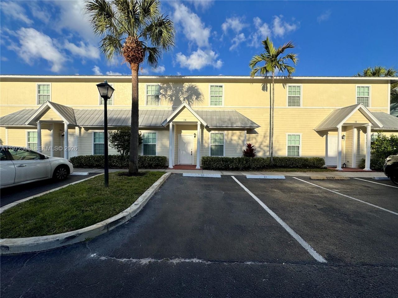 4216 Leo Ln, Unit 2E, Riviera Beach, FL 33410 Photo