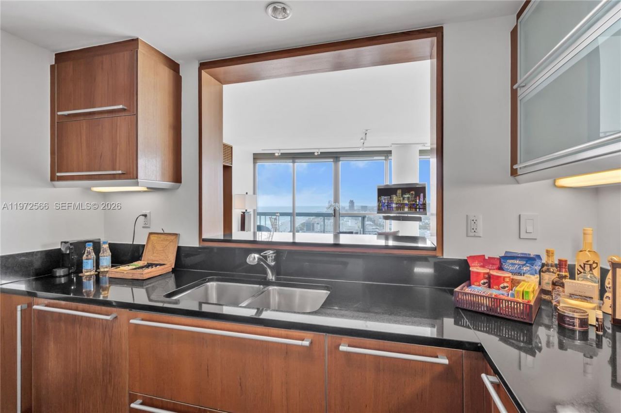 101 20th St, Unit 3806, Miami Beach, FL 33139 Photo