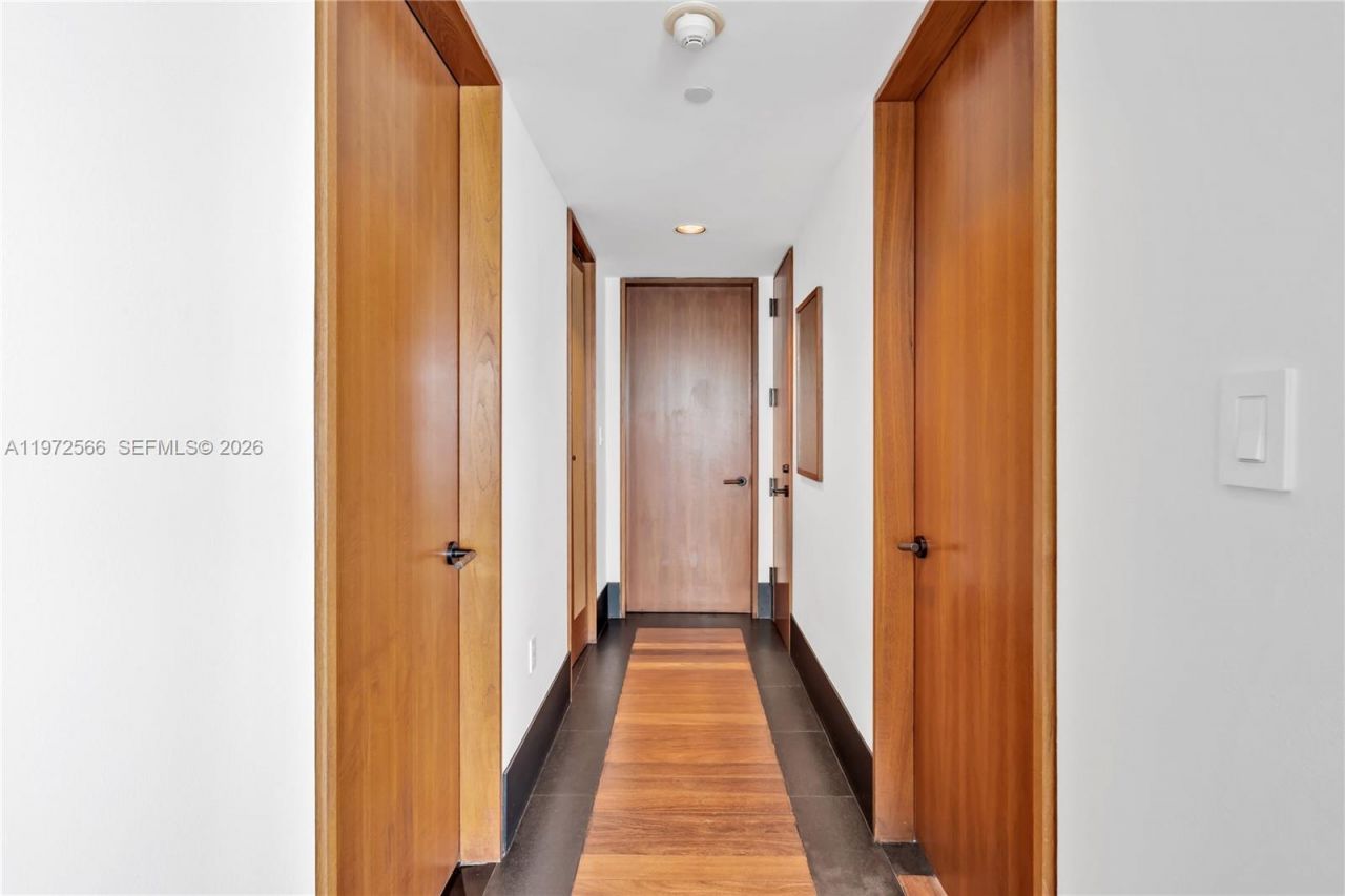 101 20th St, Unit 3806, Miami Beach, FL 33139 Photo