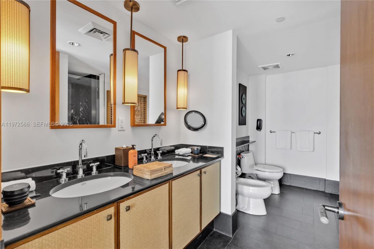 101 20th St, Unit 3806, Miami Beach, FL 33139 Photo