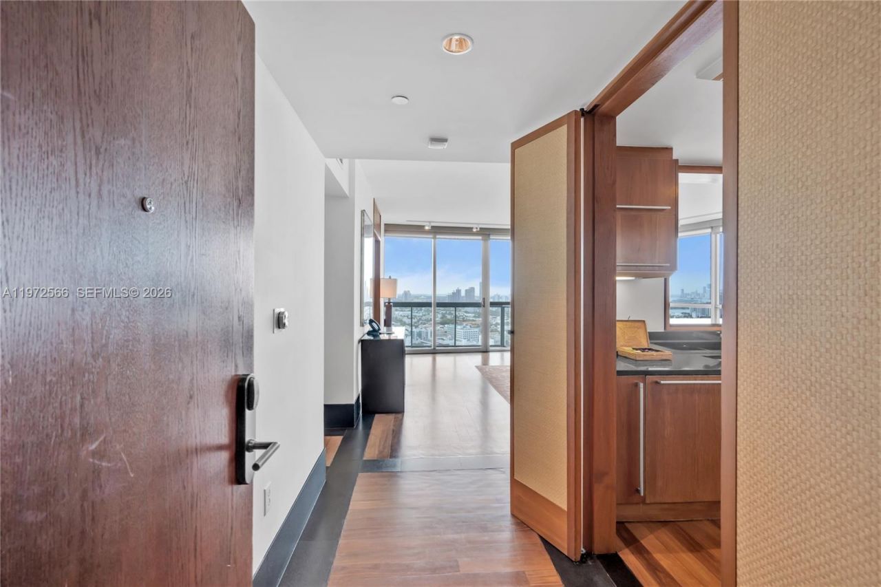 101 20th St, Unit 3806, Miami Beach, FL 33139 Photo