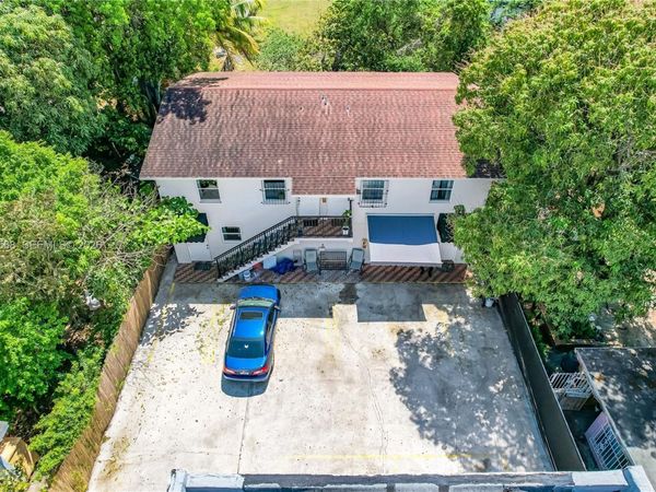 168 NW 32nd St , Unit 4, Miami, FL 33127