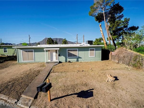 343 Tungsten Street, Unit B, Henderson, NV 89015
