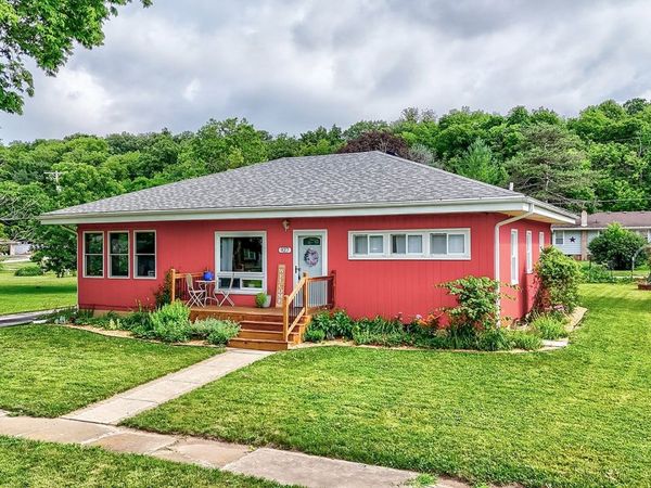 927 Clark Street, Marseilles, IL 61341