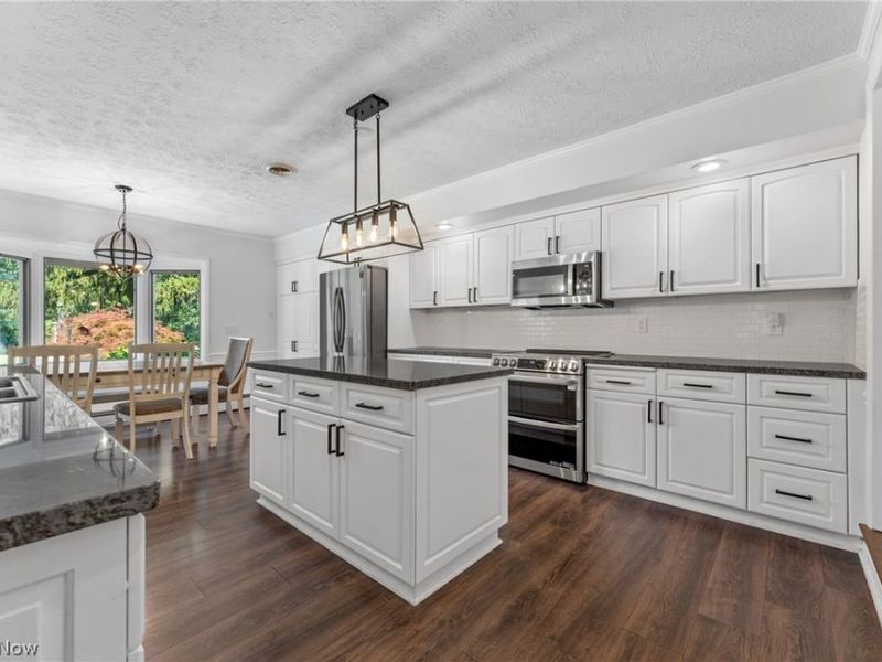 2941 Copley Road, Copley, OH 44321 Photo 6