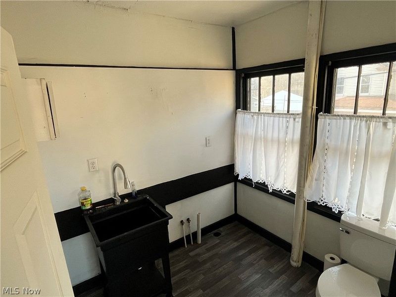 1216 Erie Street, East Liverpool, OH 43920 Photo 6