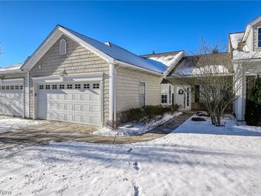 4287 Greenway Trail Street NW, Massillon, OH 44647