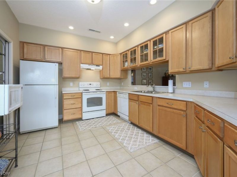 4287 Greenway Trail Street NW, Massillon, OH 44647 Photo 6