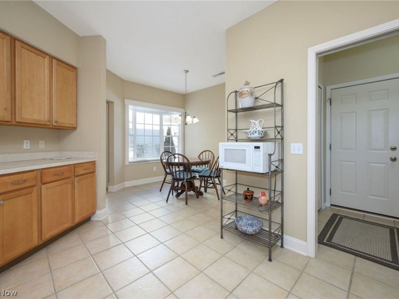 4287 Greenway Trail Street NW, Massillon, OH 44647 Photo 9