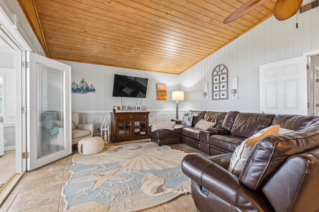 4016 St. Teresa Avenue, Saint Teresa, FL 32358 Photo