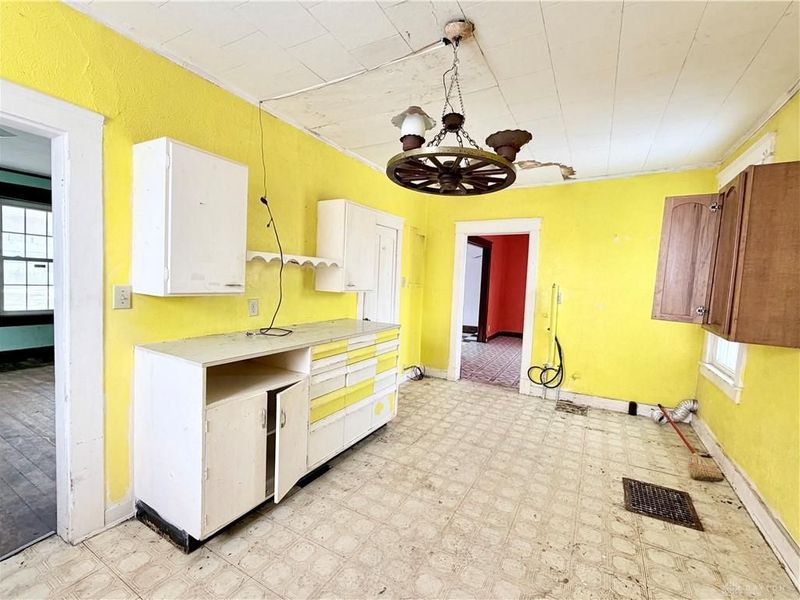 305 E North Street, Union City, OH 45390 Photo 9