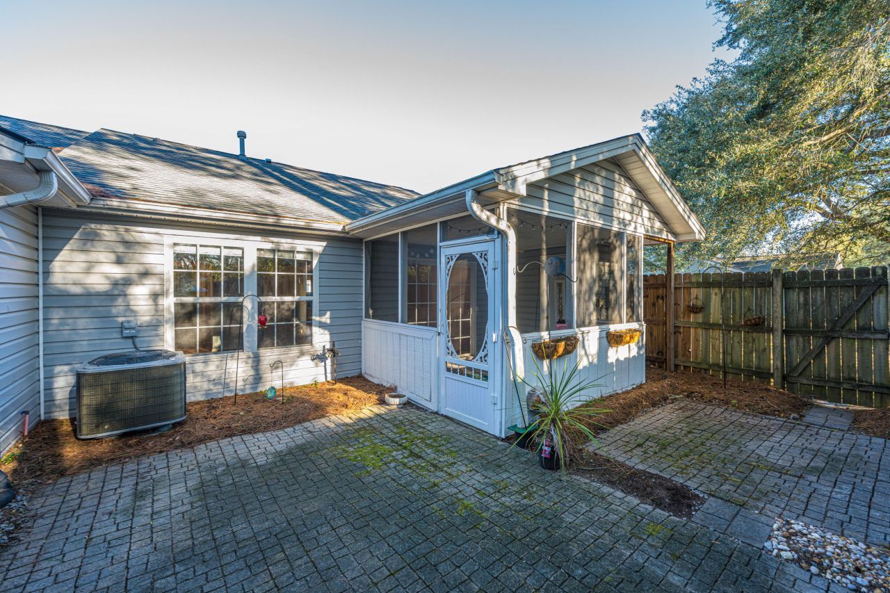 1627 Dexter Lane Photo 8