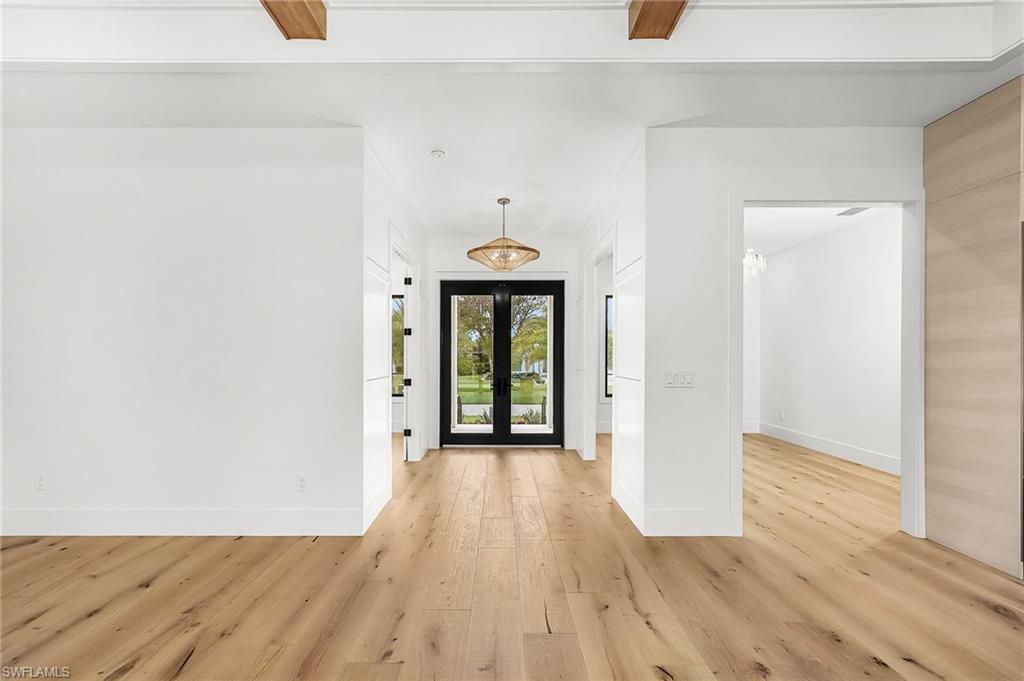 2393 Longboat Dr, Naples, FL 34104 Photo