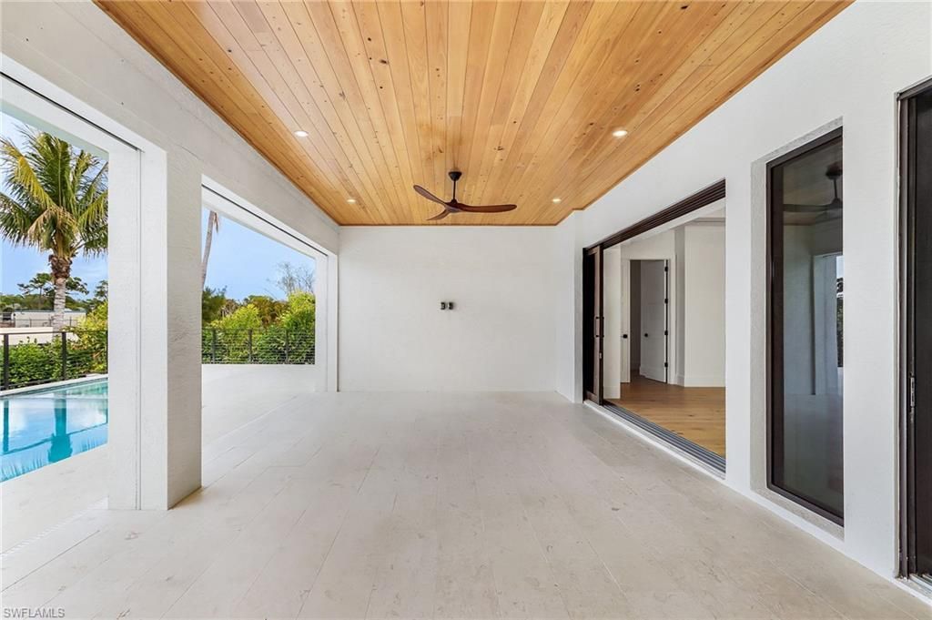 2393 Longboat Dr, Naples, FL 34104 Photo