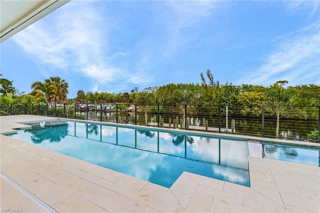 2393 Longboat Dr, Naples, FL 34104 Photo