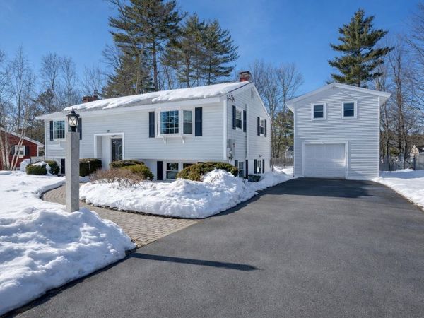 22 Back River Road, Merrimack, NH 03054