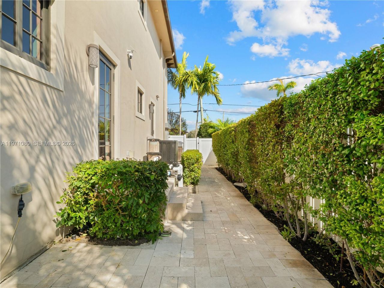 2512 SE 9th St, Pompano Beach, FL 33062 Photo