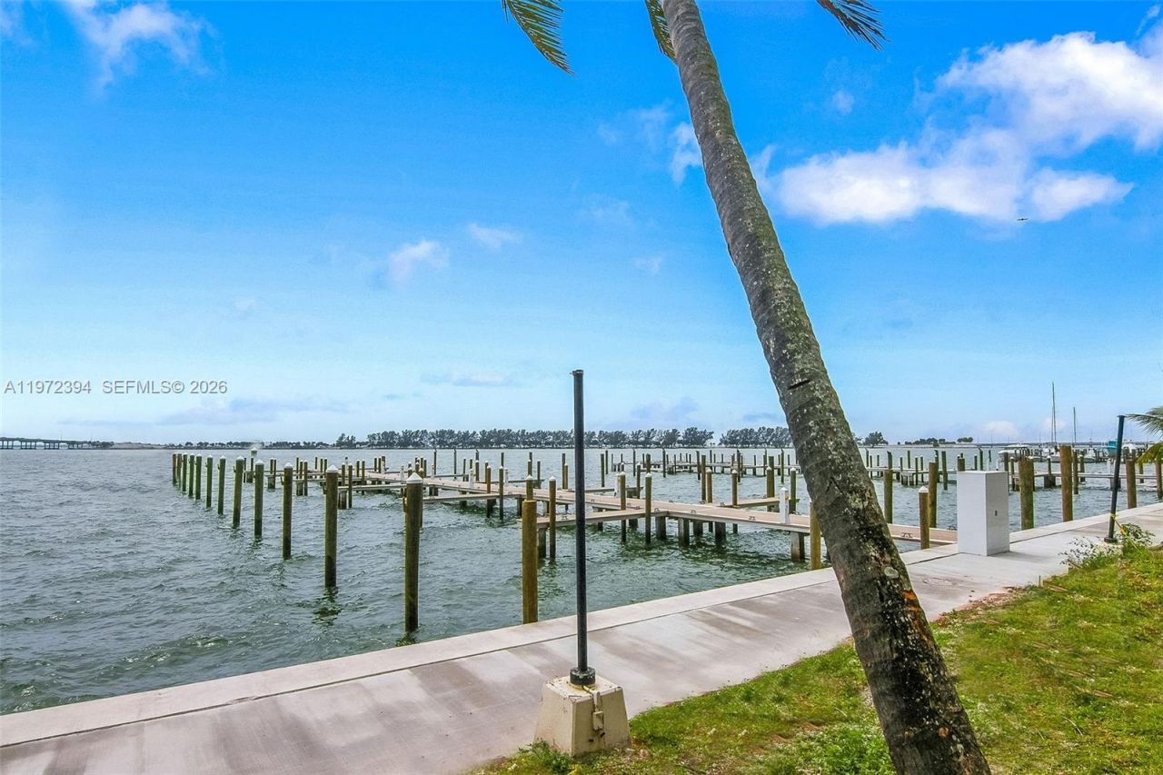 1865 Brickell Ave , Unit A2006, Miami, FL 33129 Photo