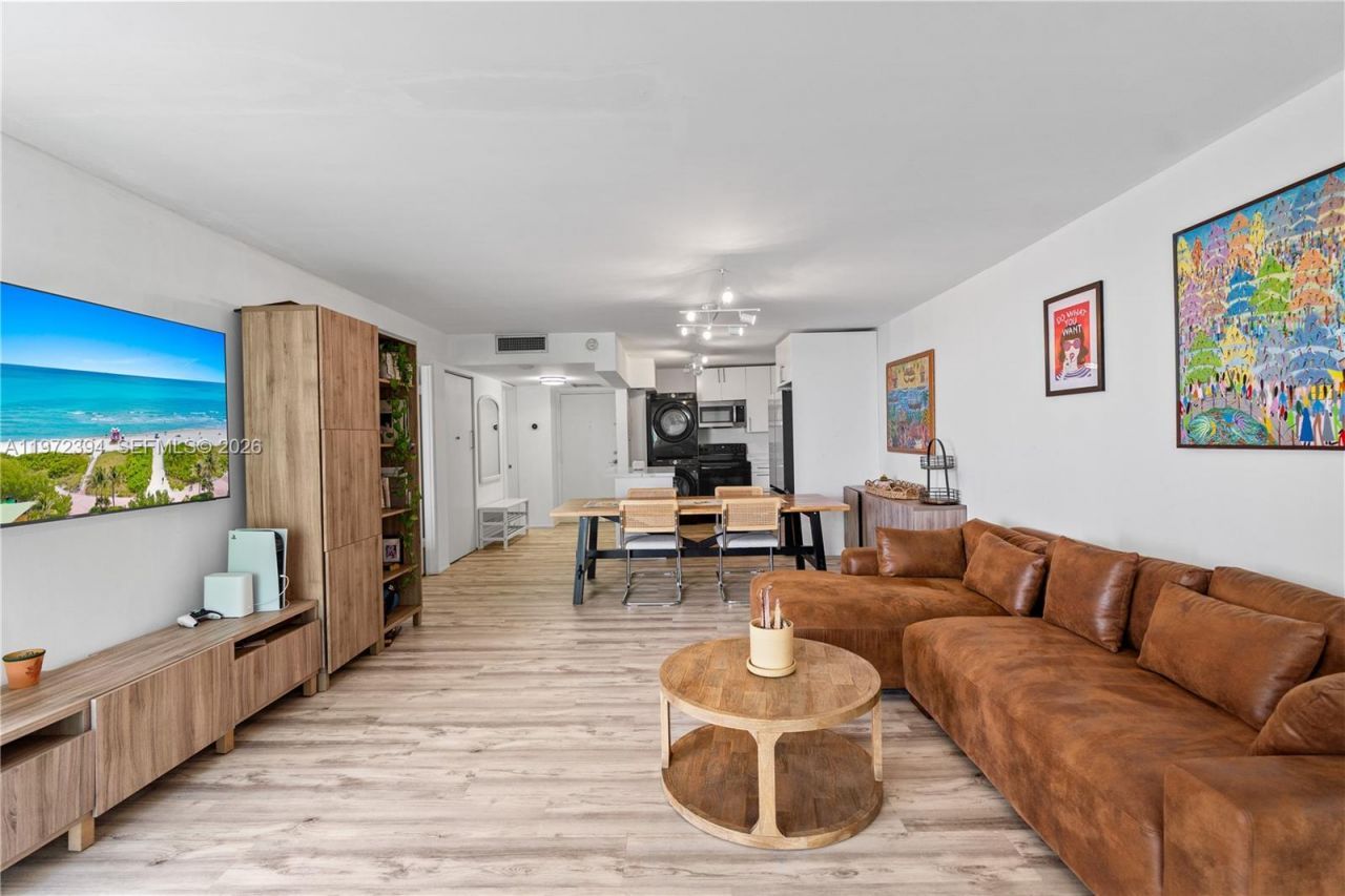 1865 Brickell Ave , Unit A2006, Miami, FL 33129 Photo