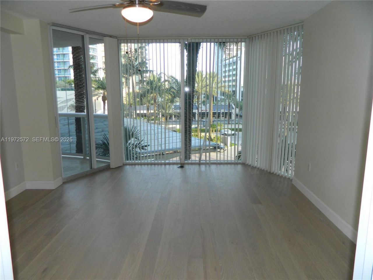 17555 Collins Ave , Unit 406, Sunny Isles Beach, FL 33160 Photo