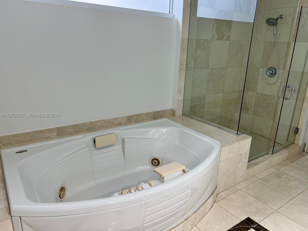 17555 Collins Ave , Unit 406, Sunny Isles Beach, FL 33160 Photo