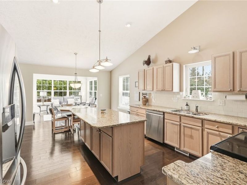 2551 Edgebrook Crossing, Twinsburg, OH 44087 Photo 7