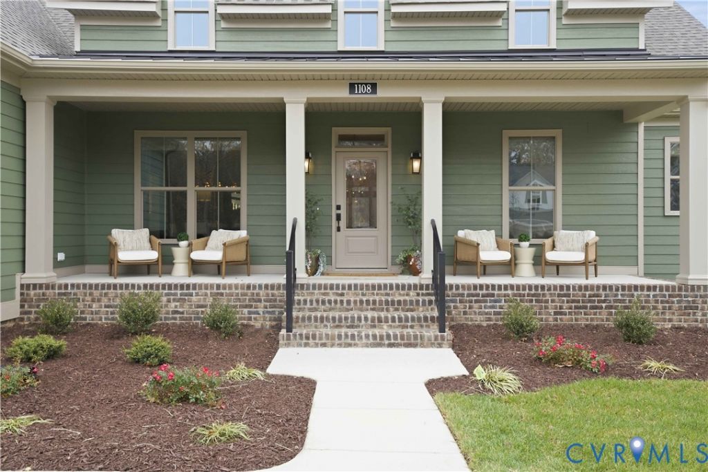 18301 Harvest View Court  Moseley, VA 23120