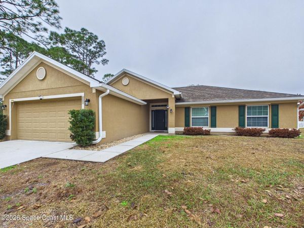 490 Tuloma Avenue SW , Palm Bay, FL 32908