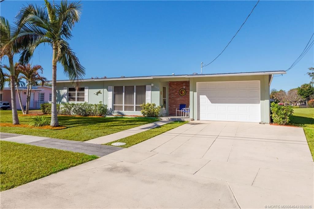 2814 SE Treasure Island Road, Port Saint Lucie, FL 34952 Photo