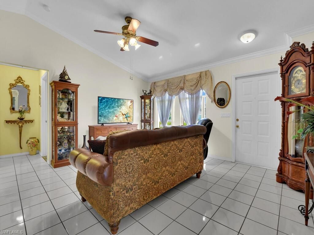 1433 SE 13th Ter, Cape Coral, FL 33990 Photo