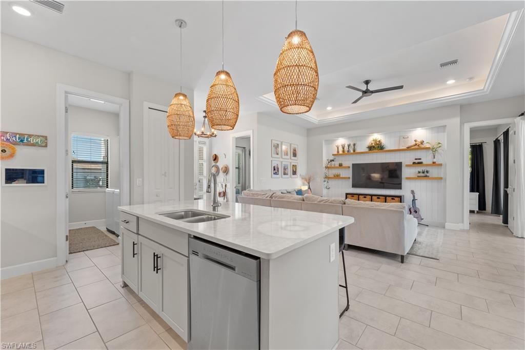 427 NW 37th Ave, Cape Coral, FL 33993 Photo
