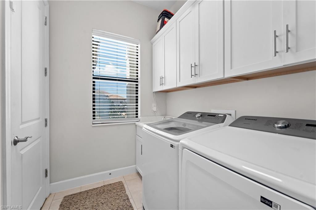 427 NW 37th Ave, Cape Coral, FL 33993 Photo