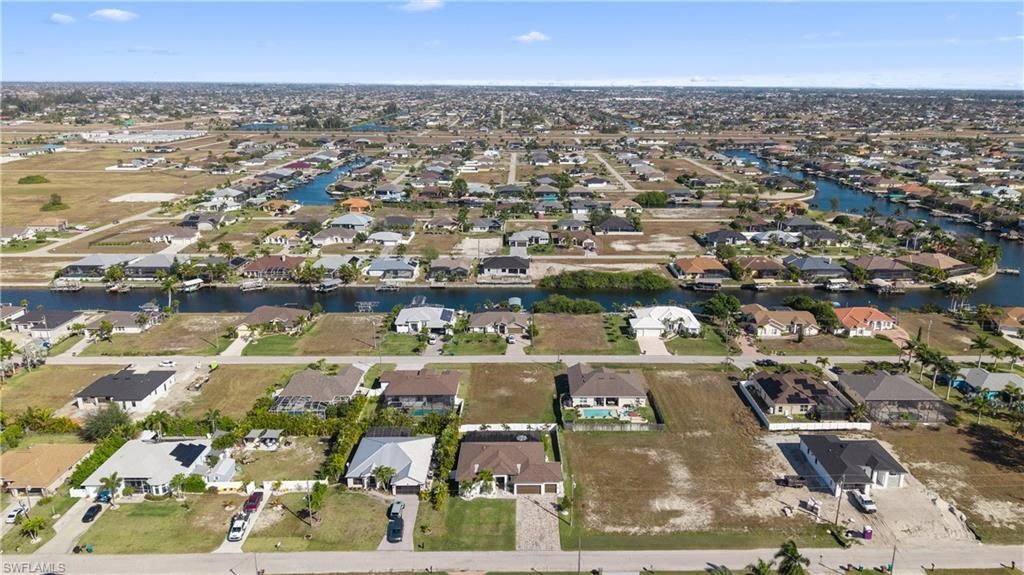 427 NW 37th Ave, Cape Coral, FL 33993 Photo