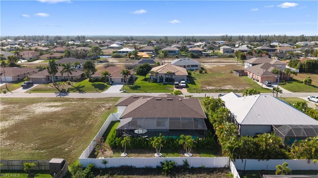 427 NW 37th Ave, Cape Coral, FL 33993 Photo
