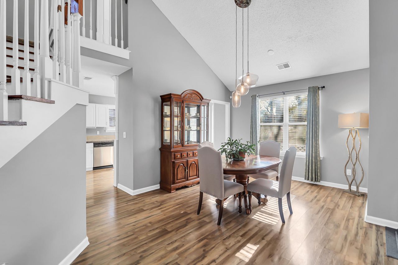 2111 Razorback Lane Photo 13