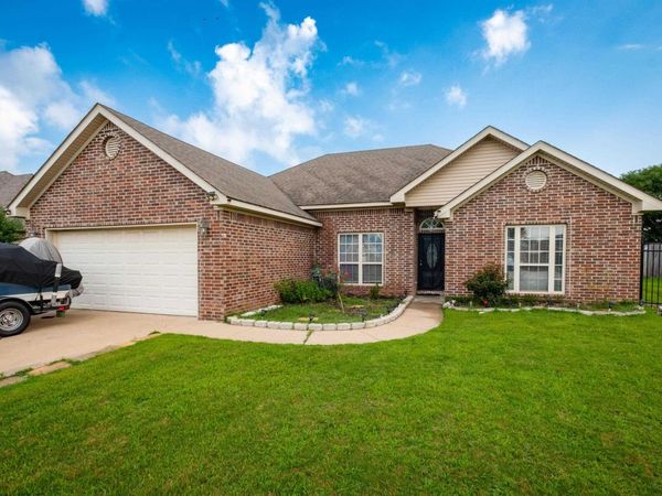 14208 Chesterfield Circle, North Little Rock, AR 72117