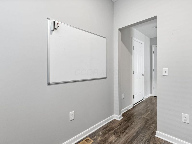 6887 Brooklyn Heights Road, Westerville, OH 43081 Photo 12