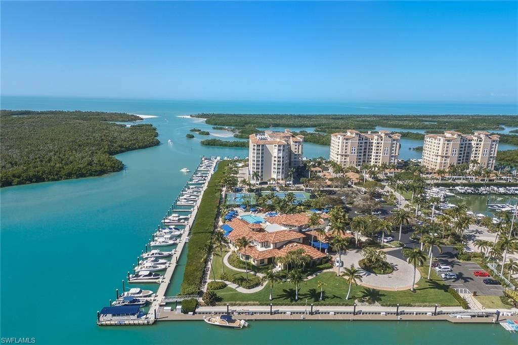 13665 Vanderbilt Dr, Unit 404, Naples, FL 34110 Photo