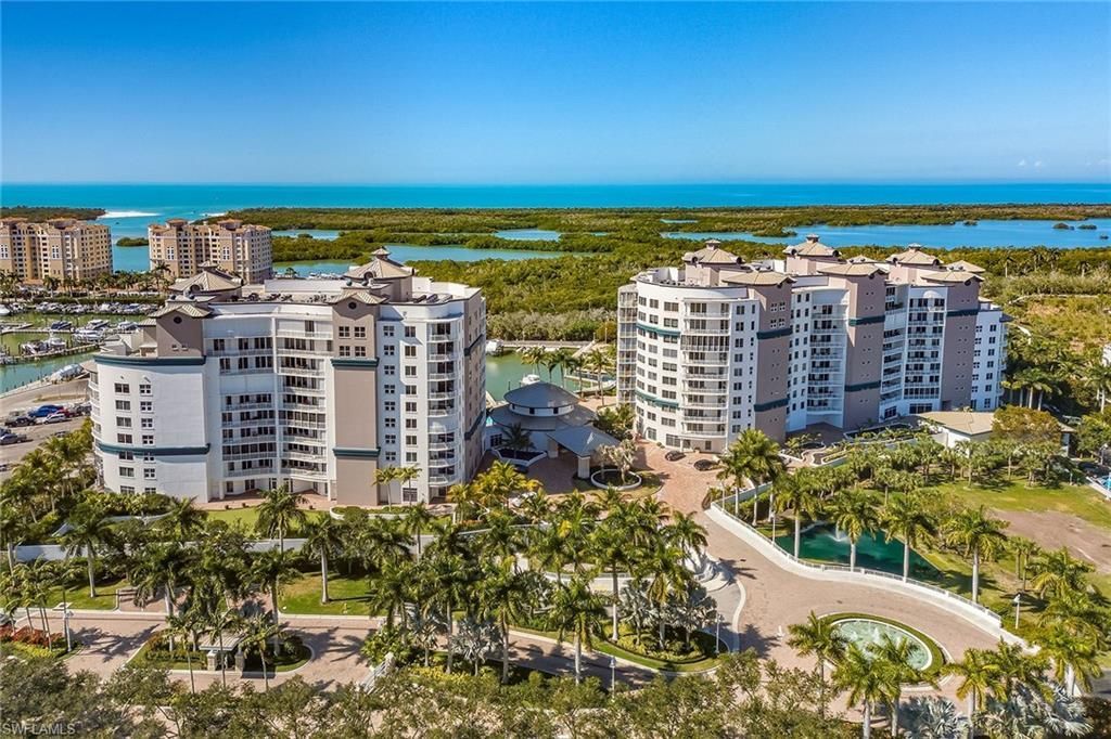 13665 Vanderbilt Dr, Unit 404, Naples, FL 34110 Photo