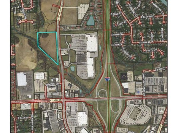 5800 Elmore Avenue , Davenport, IA 52807